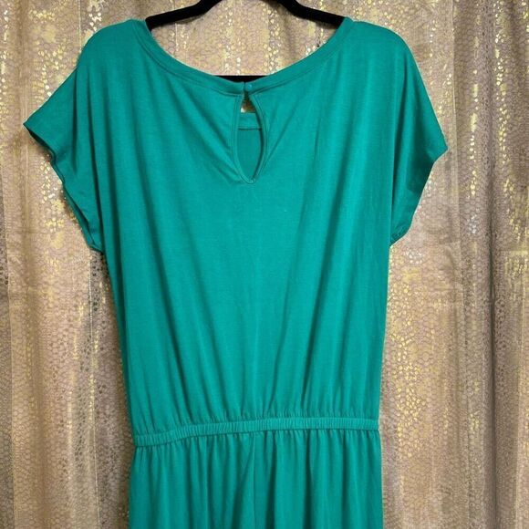 PrettyGarden Kelly Green Loose Off The Shoulder Stretchy Pants Romper M NWT - Picture 5 of 9